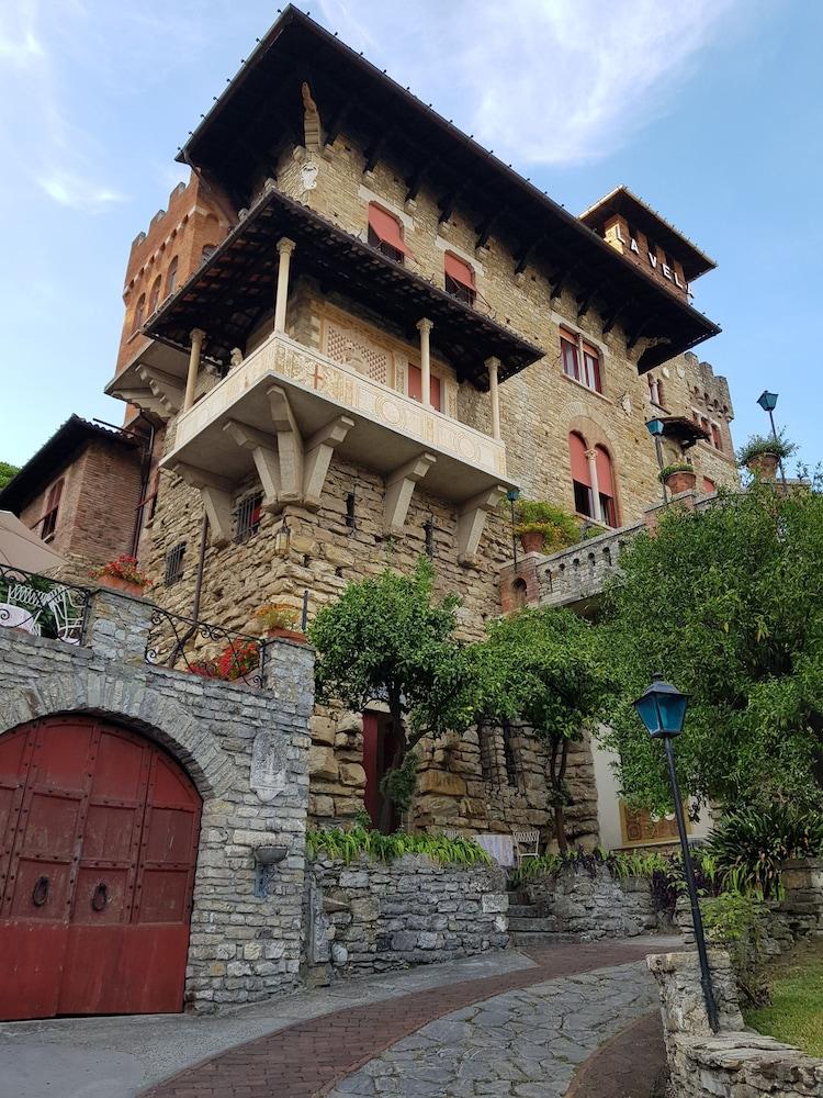 Hotel La Vela-Castello Il Rifugio ซานตา มาร์เกอริตา ลีกูเร ภายนอก รูปภาพ