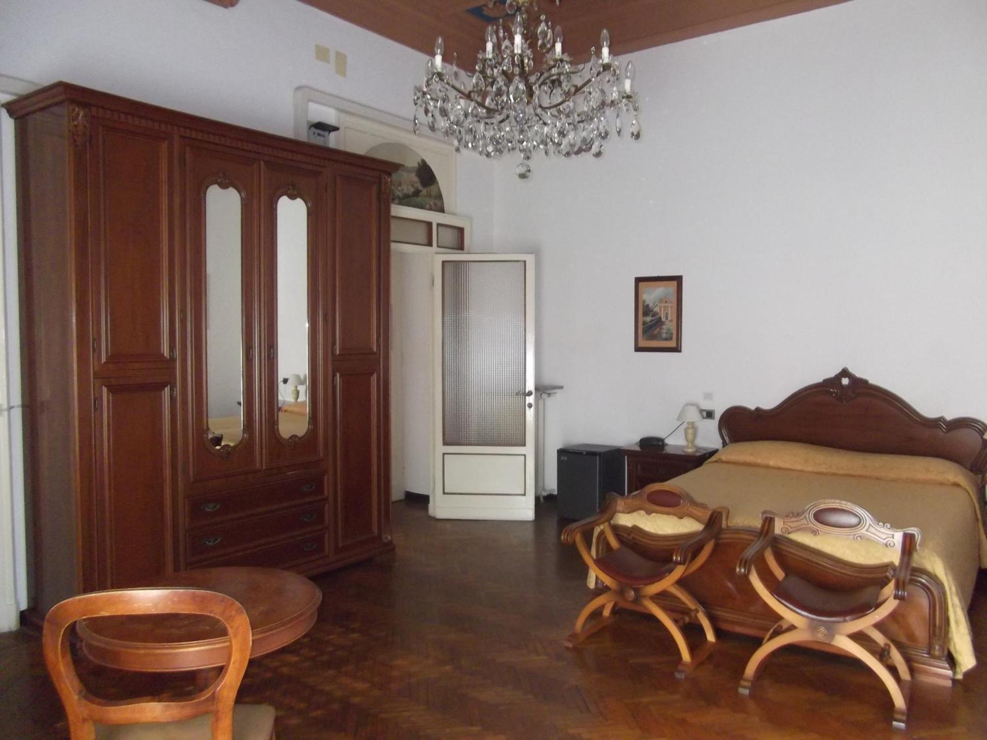 Hotel La Vela-Castello Il Rifugio ซานตา มาร์เกอริตา ลีกูเร ภายนอก รูปภาพ