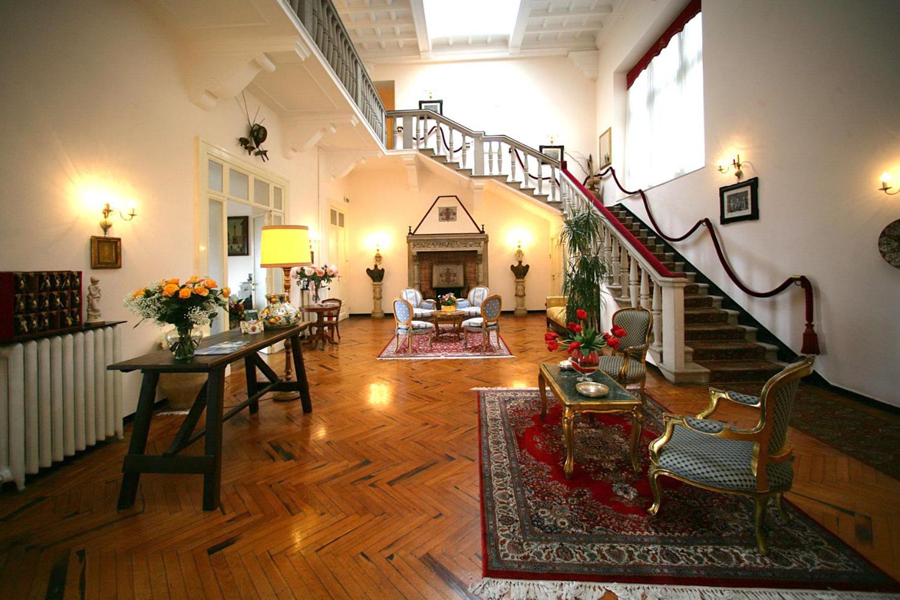 Hotel La Vela-Castello Il Rifugio ซานตา มาร์เกอริตา ลีกูเร ภายนอก รูปภาพ