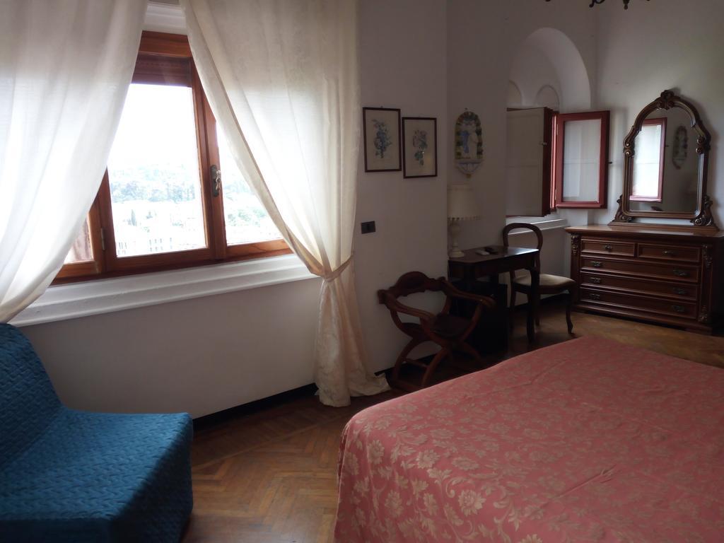 Hotel La Vela-Castello Il Rifugio ซานตา มาร์เกอริตา ลีกูเร ภายนอก รูปภาพ