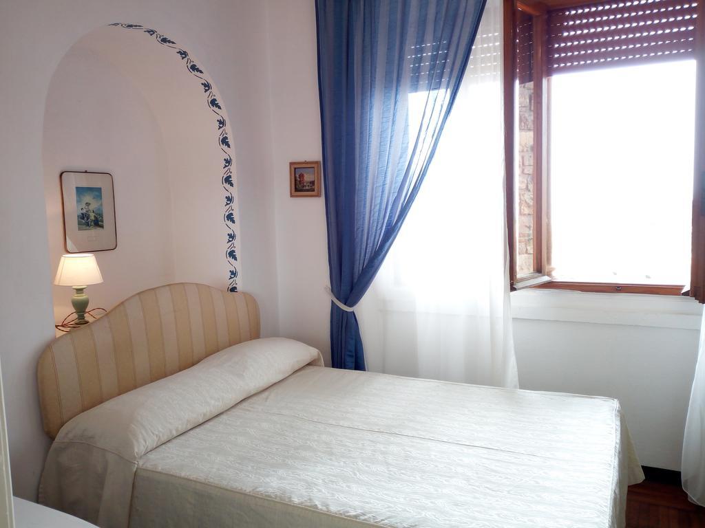 Hotel La Vela-Castello Il Rifugio ซานตา มาร์เกอริตา ลีกูเร ภายนอก รูปภาพ