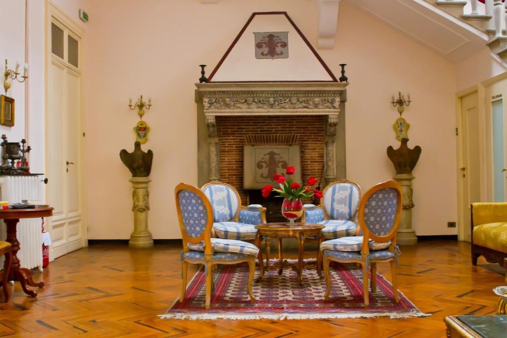 Hotel La Vela-Castello Il Rifugio ซานตา มาร์เกอริตา ลีกูเร ภายนอก รูปภาพ