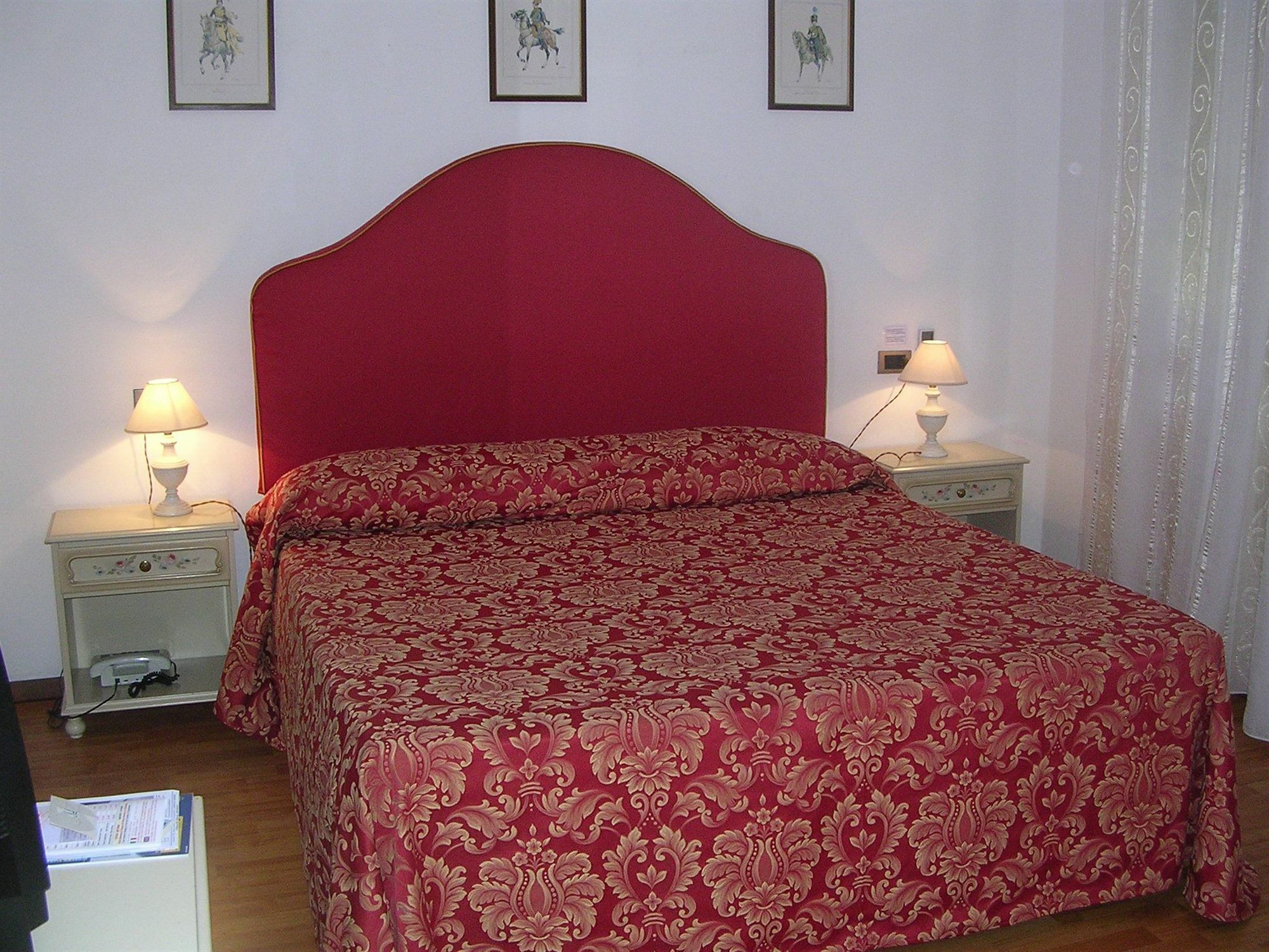 Hotel La Vela-Castello Il Rifugio ซานตา มาร์เกอริตา ลีกูเร ภายนอก รูปภาพ