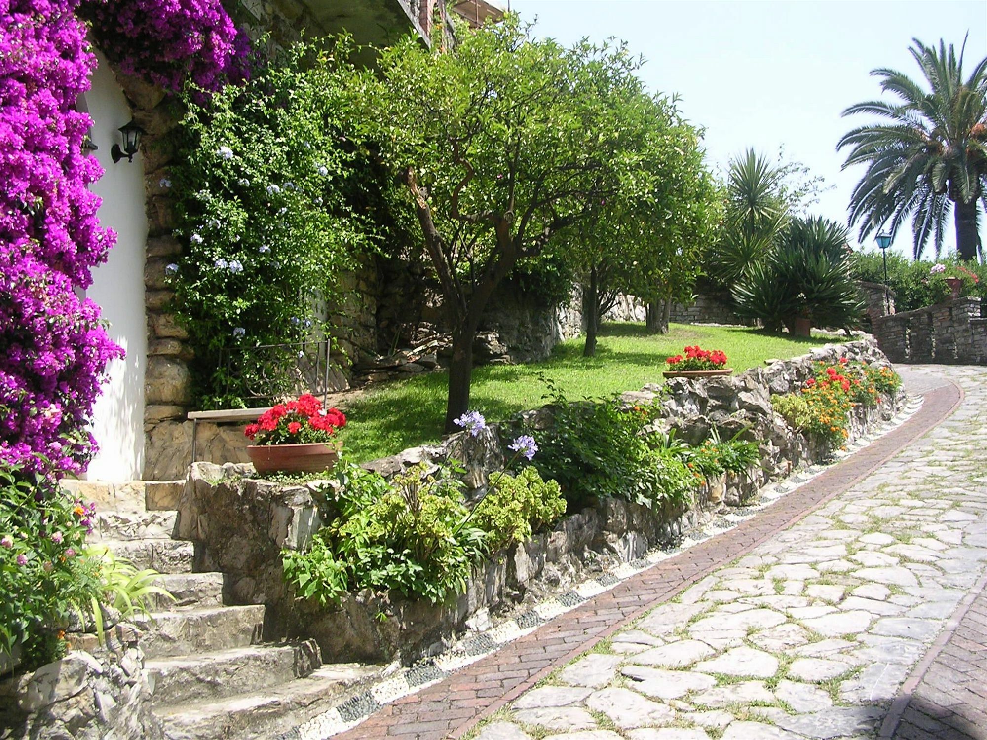 Hotel La Vela-Castello Il Rifugio ซานตา มาร์เกอริตา ลีกูเร ภายนอก รูปภาพ