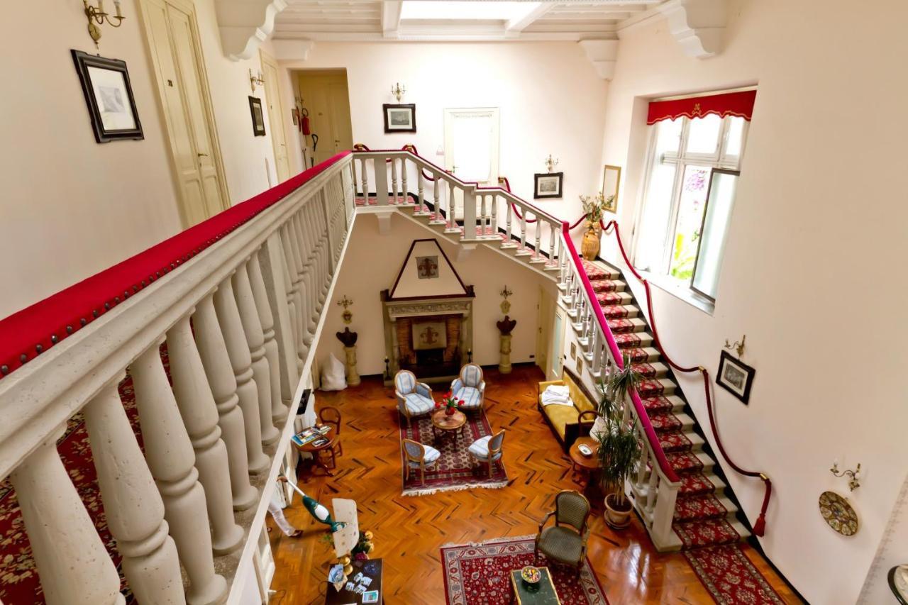 Hotel La Vela-Castello Il Rifugio ซานตา มาร์เกอริตา ลีกูเร ภายนอก รูปภาพ